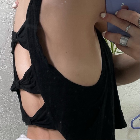 Brandy Melville Tops - RARE BRANDY MELVILLE BOW BACK BLACK TANK TOP